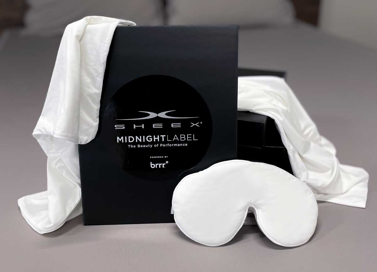 MIDNIGHT LABEL Cooling Sleep Mask + Travel Pouch