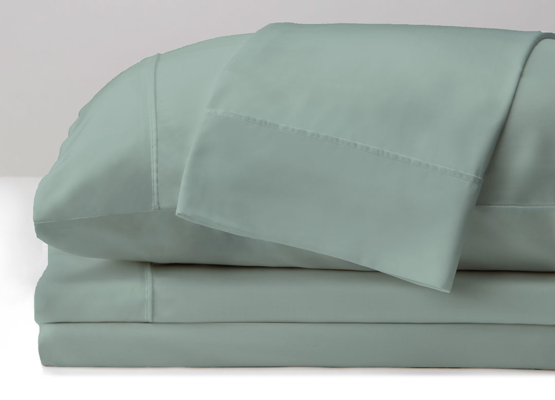 ARCTIC AIRE•MAX Sheet Set Stack shown in Aloe #choose-your-color_aloe