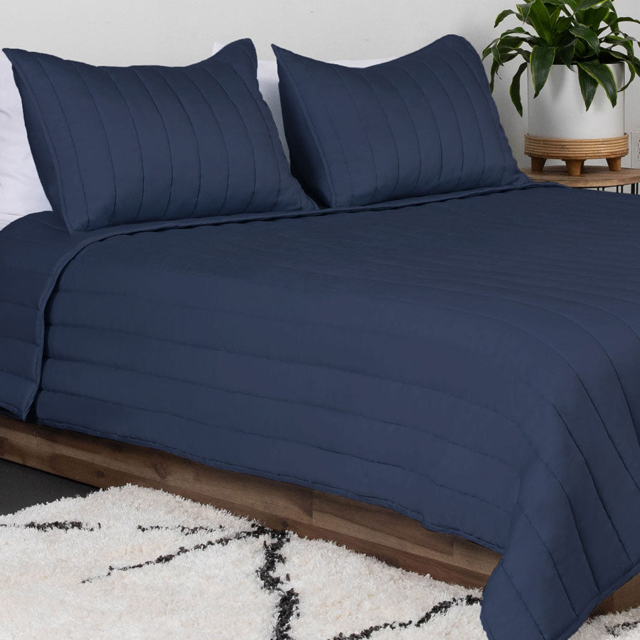 What are the Best Sheets for an Adjustable Bed?